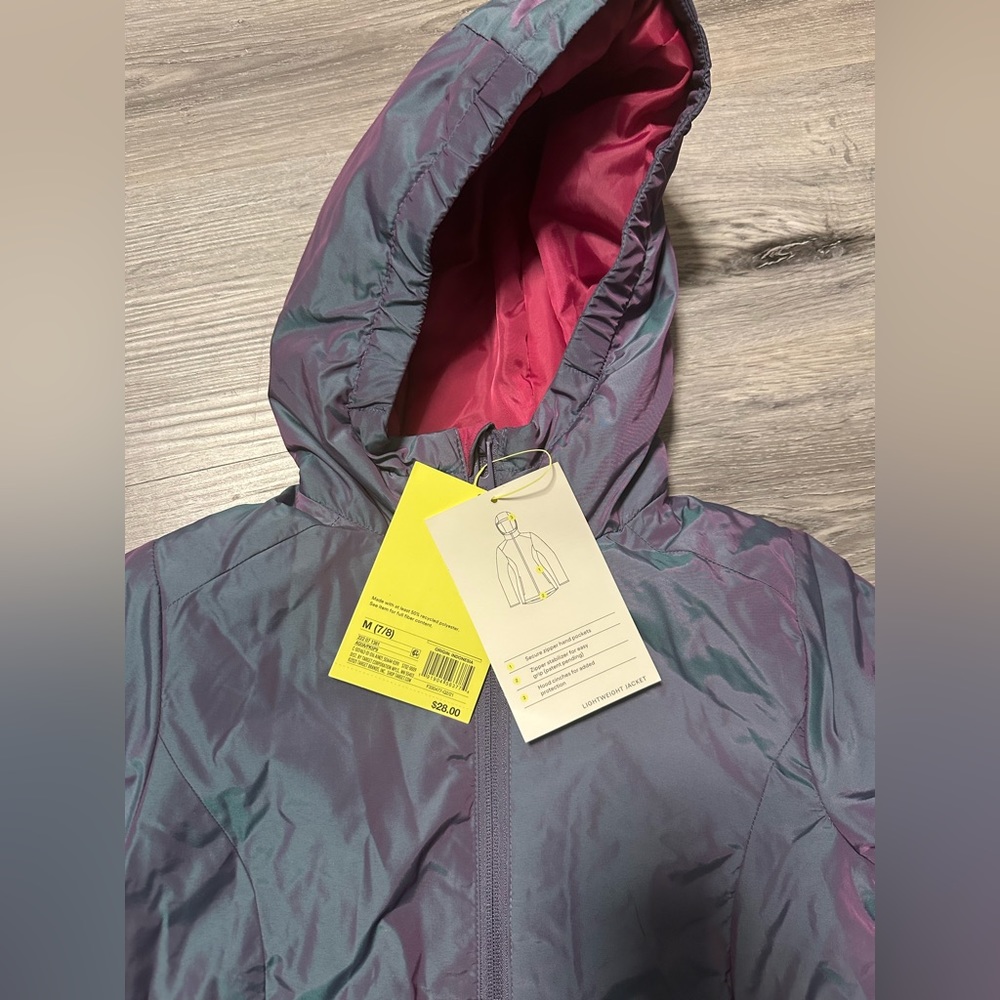 All in Motion Lightweight jacket new with tags for girls 7 to 8yo